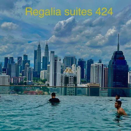 Regalia Suites 424 Куала Лумпур Екстериор снимка