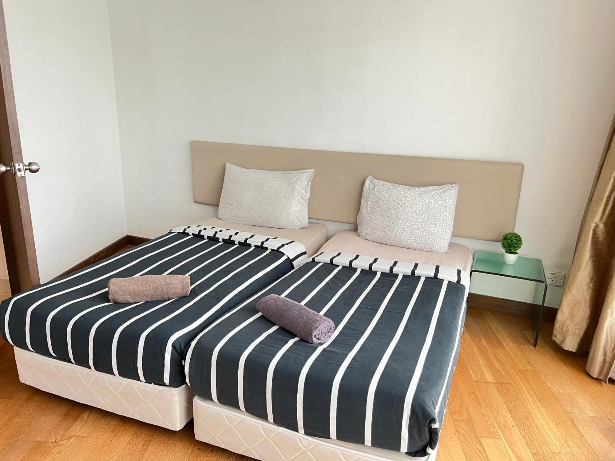 Regalia Suites 424 Куала Лумпур Екстериор снимка