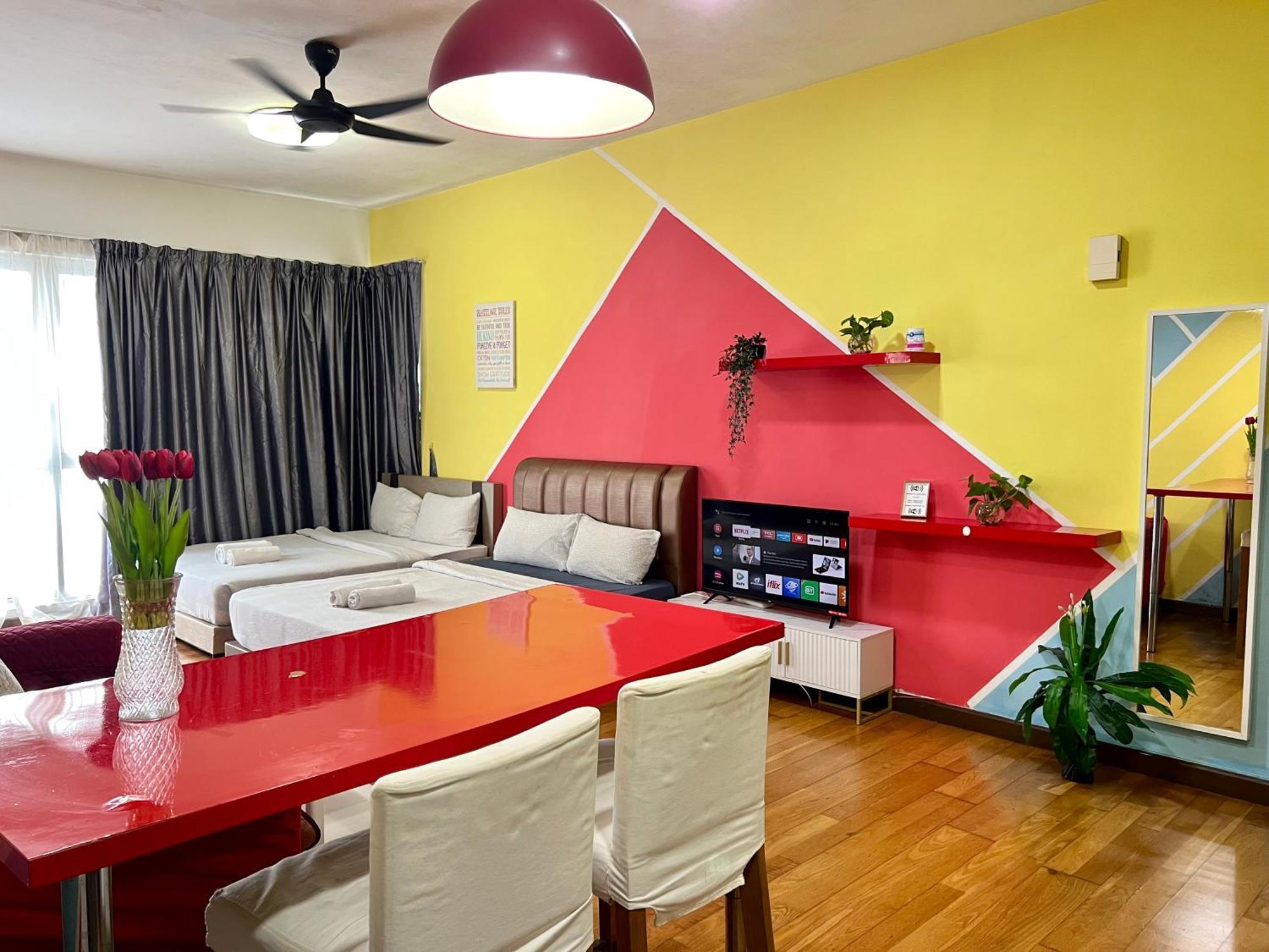 Regalia Suites 424 Куала Лумпур Екстериор снимка