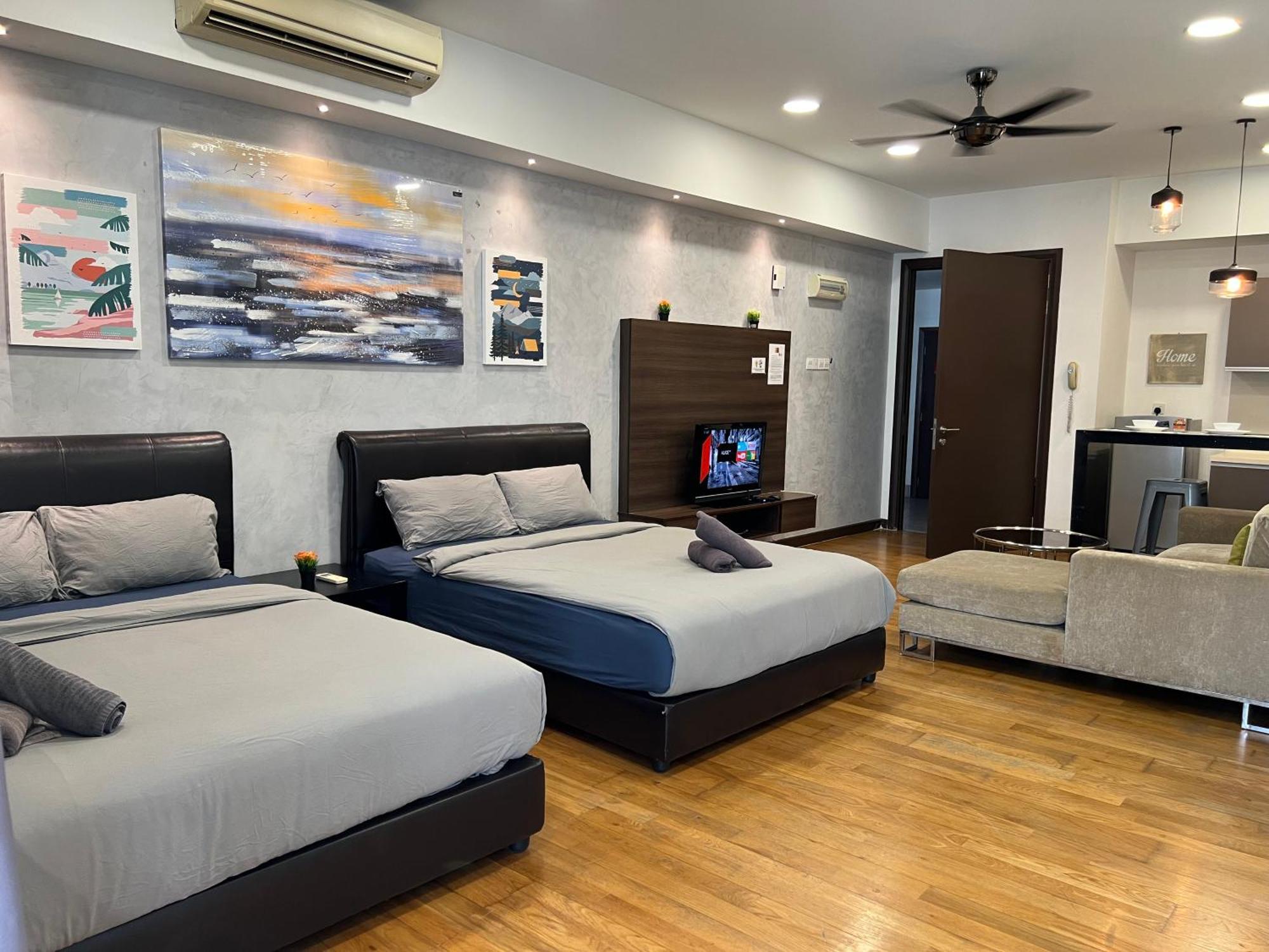Regalia Suites 424 Куала Лумпур Екстериор снимка