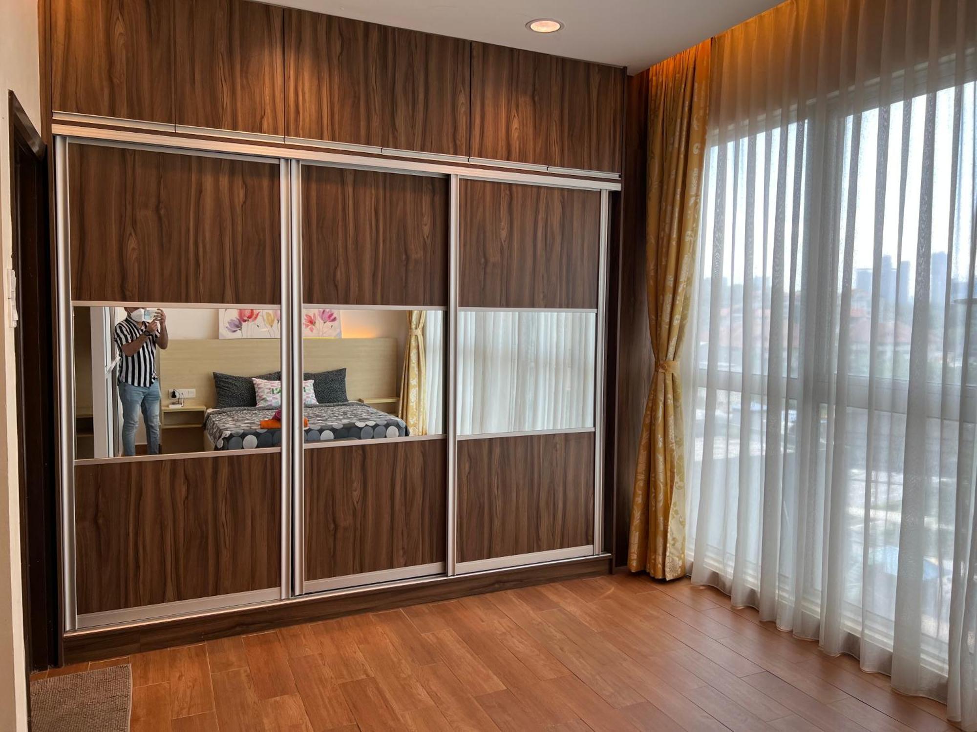 Regalia Suites 424 Куала Лумпур Екстериор снимка