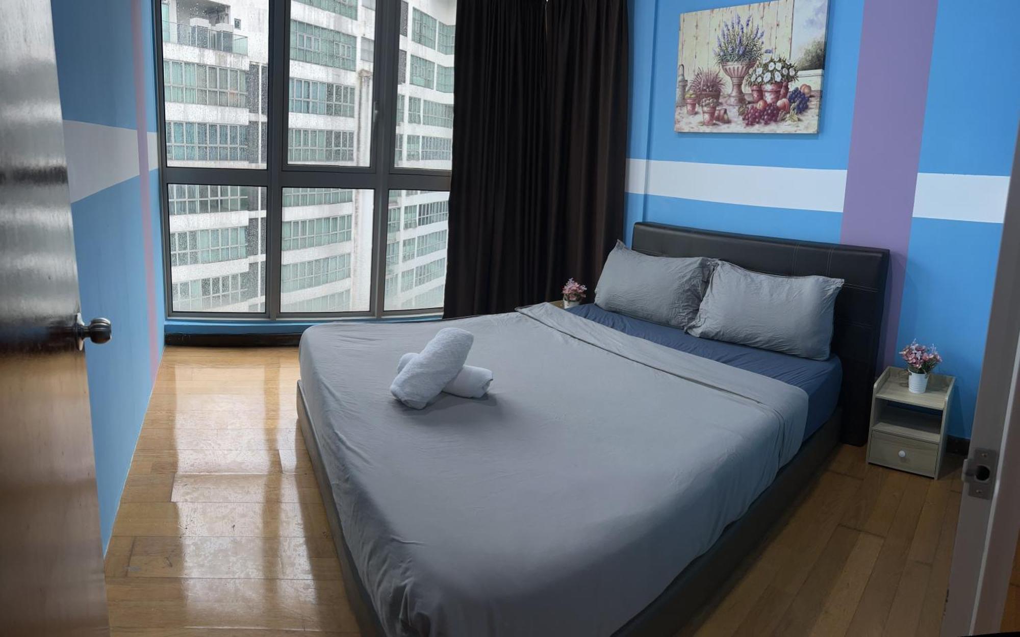 Regalia Suites 424 Куала Лумпур Екстериор снимка
