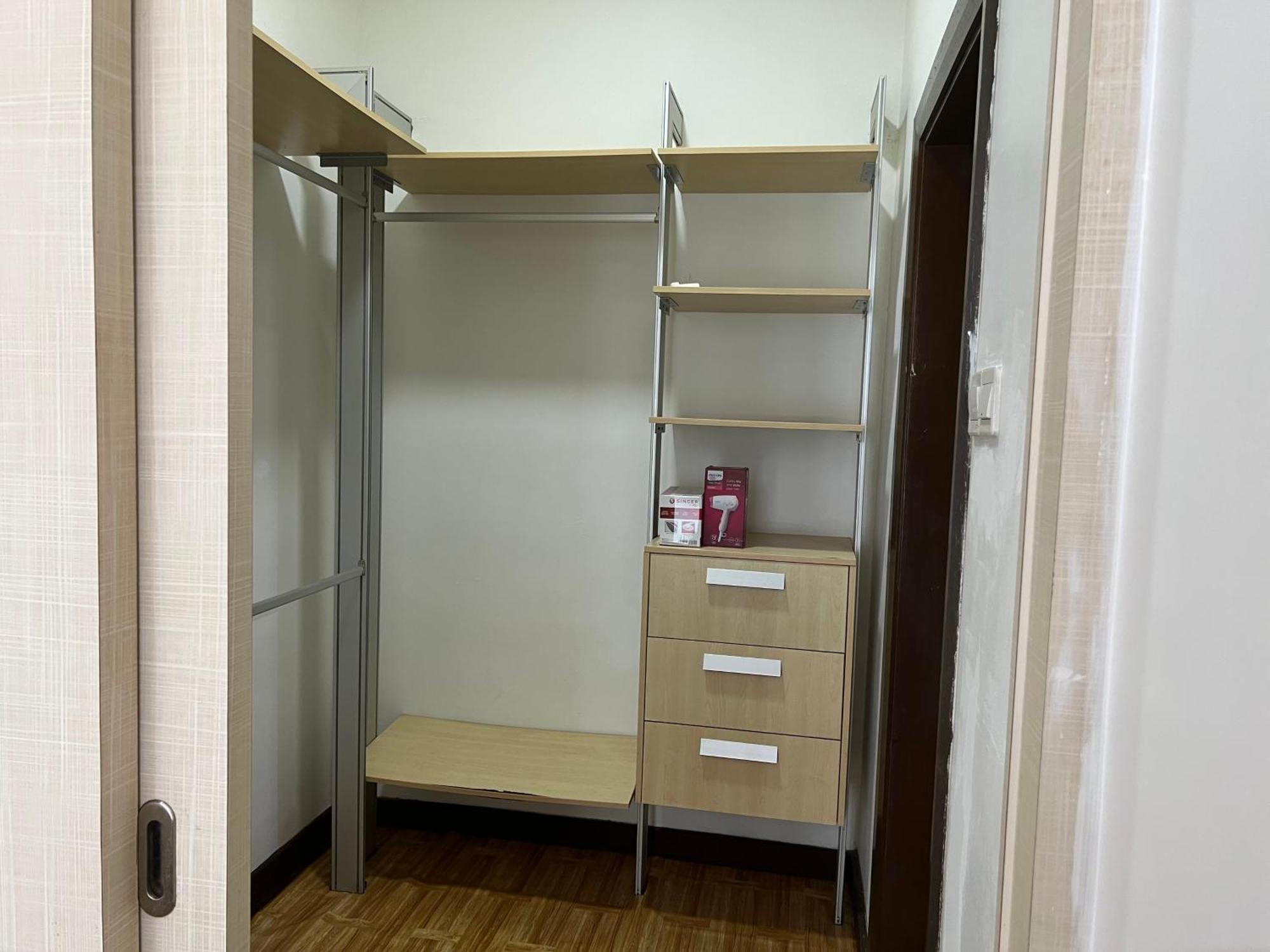 Regalia Suites 424 Куала Лумпур Екстериор снимка